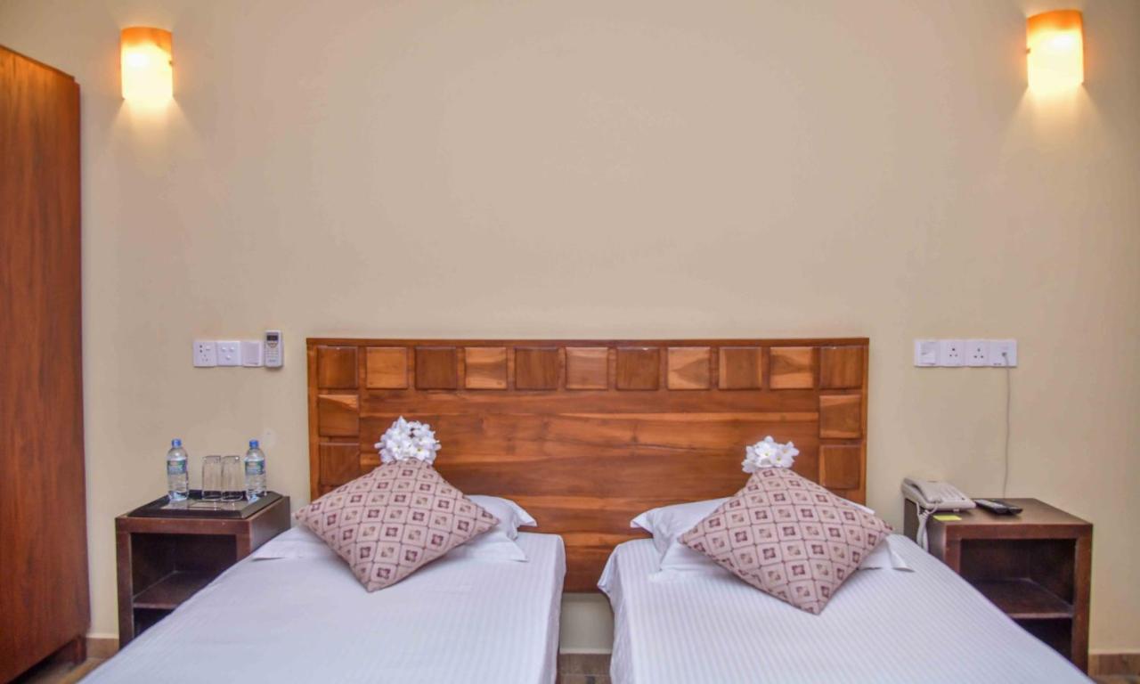 טנגלה Ceylon Sea Hotel מראה חיצוני תמונה